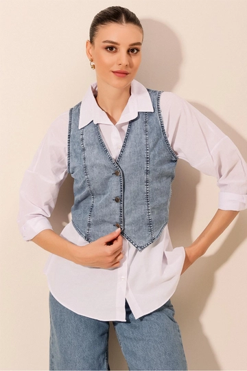 A wholesale clothing model wears  Denim Vest - Blue
, Turkish wholesale Vest of Bigdart