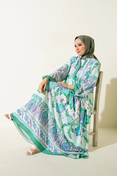 A wholesale clothing model wears big10932-authentic-patterned-hijab-dress-d.green, Turkish wholesale Dress of Bigdart