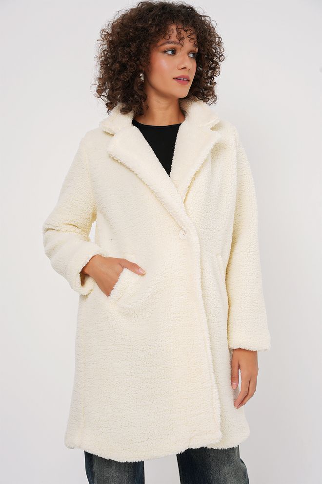 Bigdart Oversize Plush Coat Ecru Wholesale Clothing Polyester