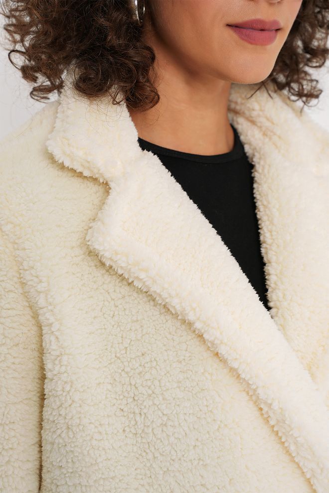 Bigdart Oversize Plush Coat Ecru Wholesale Clothing 4