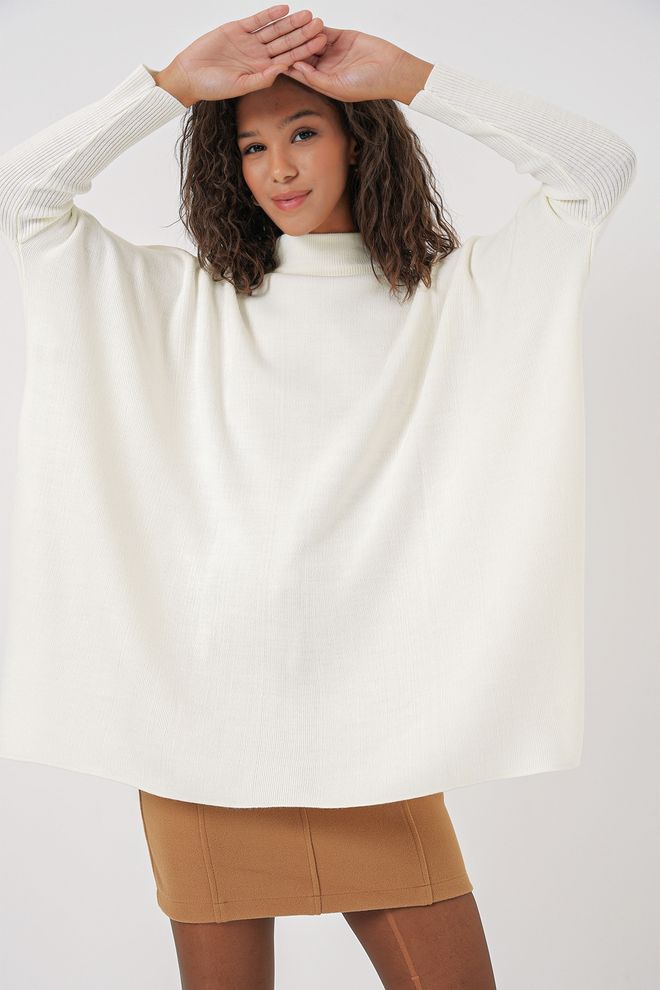 Bigdart Poncho Sweater White Wholesale Clothing Casual
