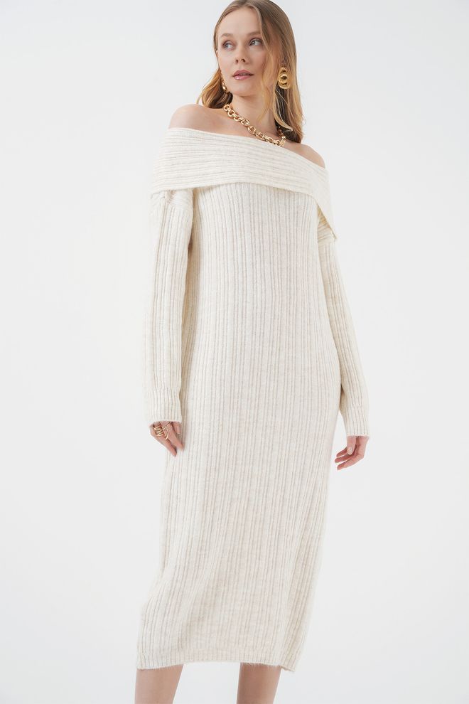 Bigdart Oversize Pulloverkleid Mit Madonnenkragen Ecru Großhandelskleidung Lässig