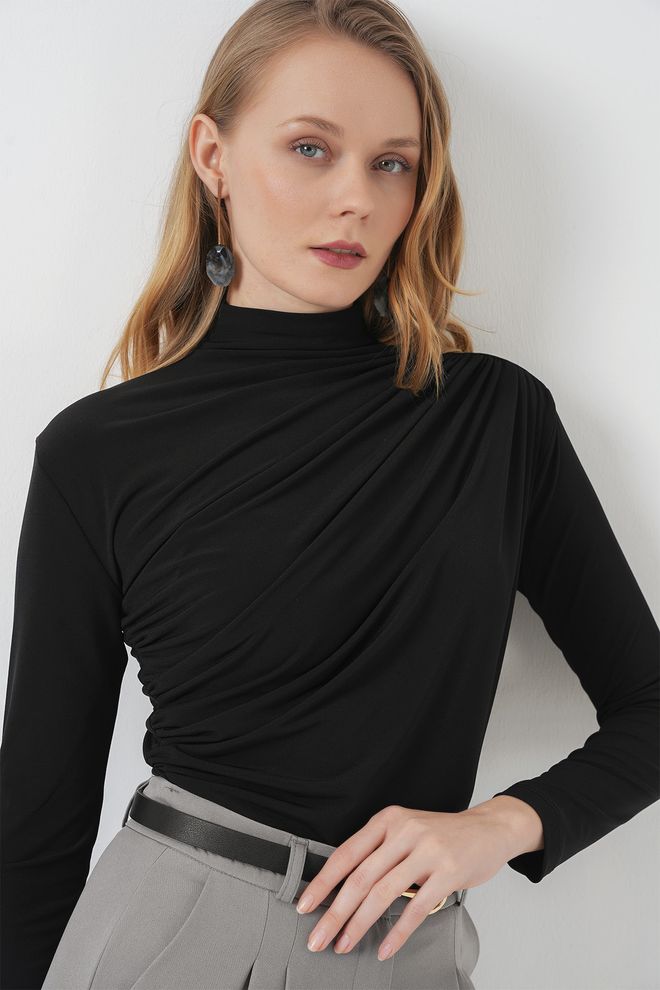 Bigdart Ruffle Detaljna Pješčana Bluza Crna Veleprodaja odjeće 0