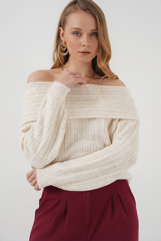 Bigdart Beige Sweater With Off Shoulder Neck Casual Elegant Wholesale Clothing Casual