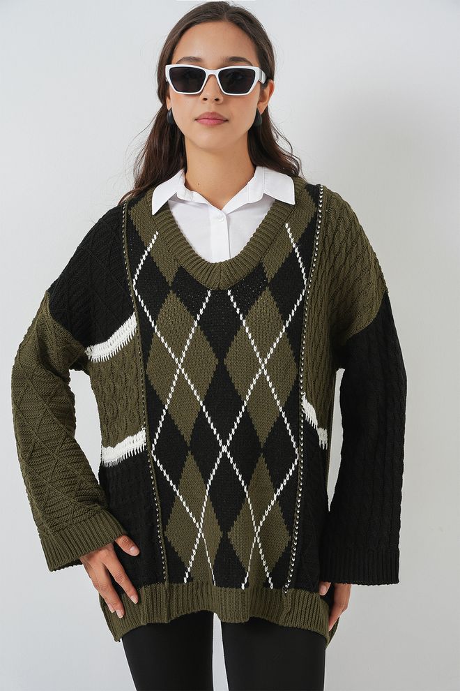 Bigdart Schwarzer Pullover Mit Argyle Muster Und V Ausschnitt Großhandelskleidung Lässig