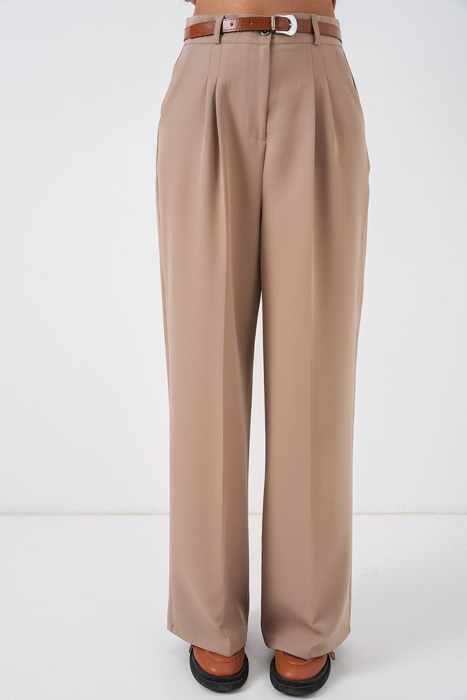 Bigdart Beige Tapered/Carrot Pants With Wide Leg Wholesale Clothing 1