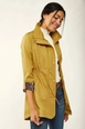 Un model de îmbrăcăminte angro poartă 42985-trench-coat-mustard, turcesc angro  de 