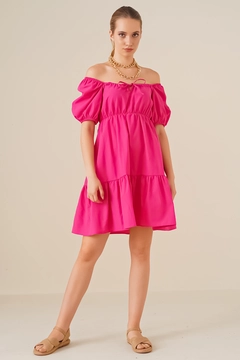 A wholesale clothing model wears 43406 - Dress - Fuchsia, Turkish wholesale Dress of Bigdart