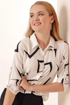 A wholesale clothing model wears 43468 - Shirt - White, Turkish wholesale Shirt of Bigdart