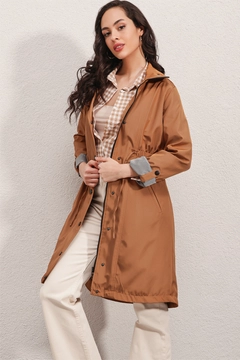 A wholesale clothing model wears 43679 - Trench Coat - Tan, Turkish wholesale Trenchcoat of Bigdart