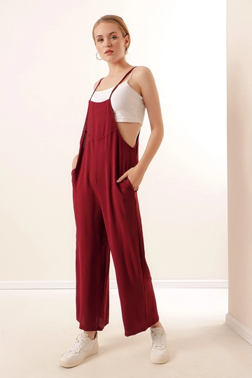 A wholesale clothing model wears  Overalls - Claret Red
, Turkish wholesale Jumpsuit of Bigdart