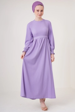 A wholesale clothing model wears 43049 - Hijab Dress - Lilac, Turkish wholesale Dress of Bigdart