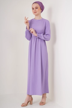 Una modella di abbigliamento all'ingrosso indossa 43049 - Hijab Dress - Lilac, vendita all'ingrosso turca di Vestito di Bigdart