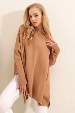 A wholesale clothing model wears 43090 - Poncho Sweater - Biscuit Color, Turkish wholesale Sweater of Bigdart