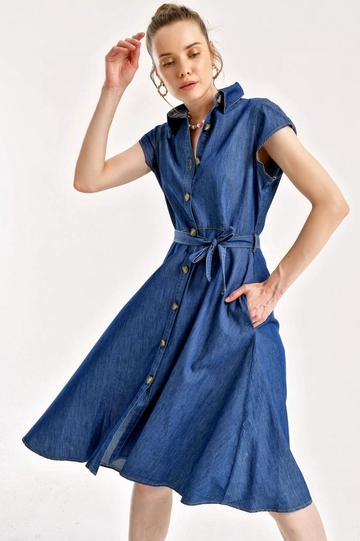 A wholesale clothing model wears  Denim Dress - Navy Blue
, Turkish wholesale Dress of Bigdart