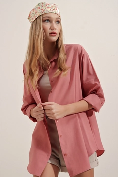 A wholesale clothing model wears 46623 - Shirt - Dried Rose, Turkish wholesale Shirt of Bigdart