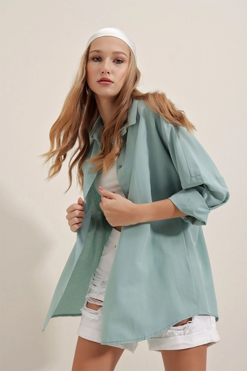 Модель оптовой продажи одежды носит  Рубашка - Цвет Морской Волны
, турецкий оптовый товар Рубашка от Bigdart.
