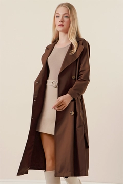 A wholesale clothing model wears 46783 - Trench Coat - Brown, Turkish wholesale Trenchcoat of Bigdart