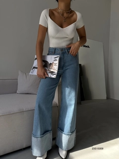 Un model de îmbrăcăminte angro poartă BLA10135 - Blouse - White, turcesc angro Bluză de Black Fashion