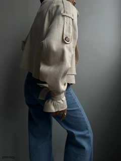Un model de îmbrăcăminte angro poartă BLA10245 - Crop Trench Coat - Stone, turcesc angro Palton de Black Fashion