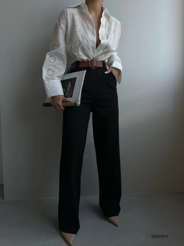 A wholesale clothing model wears  Belted Palazzo Trousers - Black
, Turkish wholesale Pants of Black Fashion