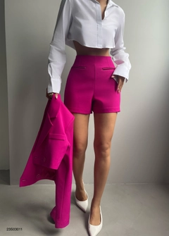 A wholesale clothing model wears BLA10746 - Pocket Detail Mini Shorts - Fuchsia, Turkish wholesale Shorts of Black Fashion