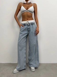 Um modelo de roupas no atacado usa bla11491-elastic-boxer-low-waist-jean-double-set-blue, atacado turco Jeans de Black Fashion