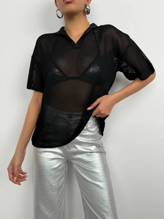 A wholesale clothing model wears bla11495-polo-neck-transparent-black, Turkish wholesale Shirt of Black Fashion