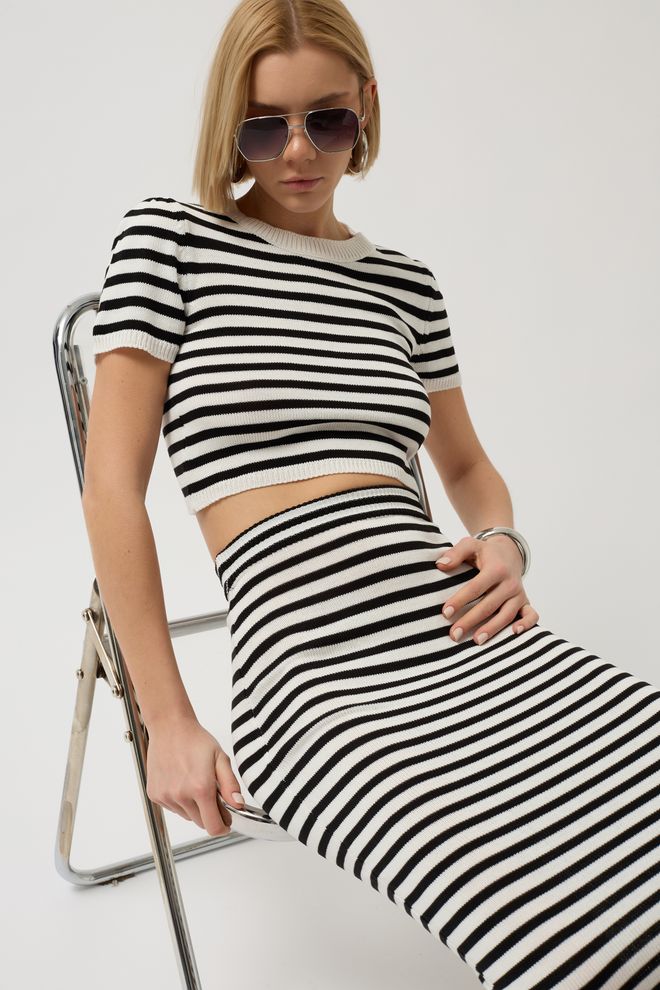 Black Fashion Crop W Paski Z Dekoltem Wielokolorowy Hurtowa sprzedaż odzieży Casual