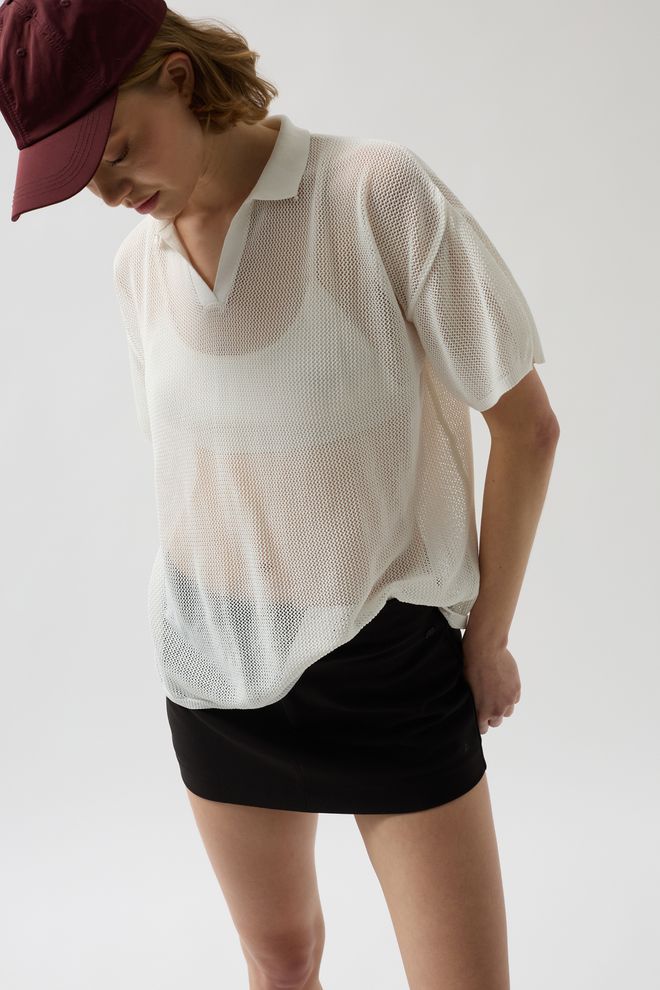 Black Fashion Transparentes T Shirt Mit Polokragen – Ecru Großhandelskleidung Lässig