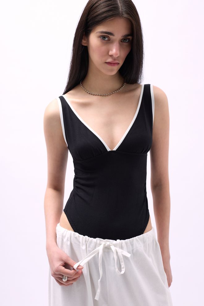 Black Fashion Body Con Cuello En V Y Detalle De Babero Negro Ropa al por mayor Casual