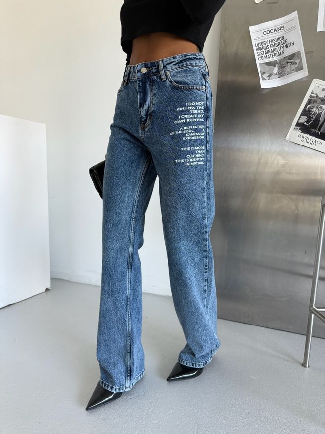 ESPADA Blue Mom Jeans With Straight Leg And Buttoned Closure Wholesale Clothing Birthday