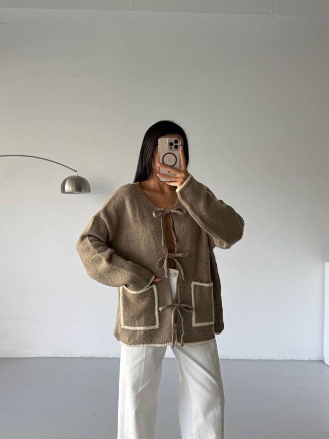 Black Fashion Beige Cardigan With Oversized Fit And Tie Closure Wholesale Clothing Birthday