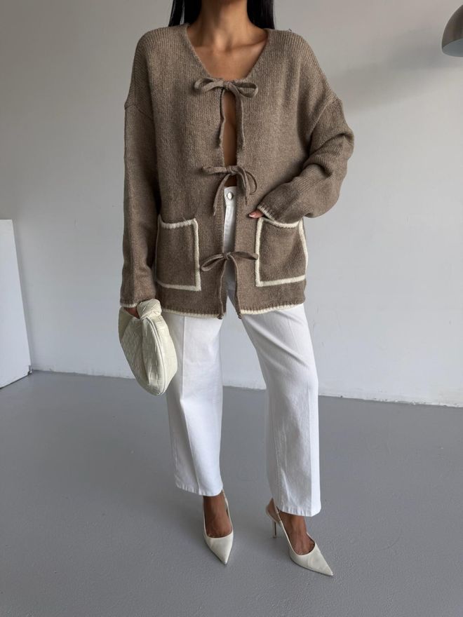 Black Fashion Beige Cardigan With Oversized Fit And Tie Closure Wholesale Clothing Acrylic