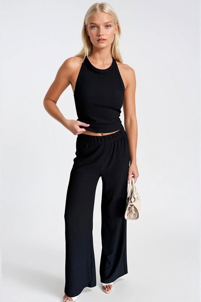 Black Fashion Ensemble Noir Sans Manches Avec Encolure Licou Bermuda Et Jupe Mini Asymétrique Vêtements en gros Boho