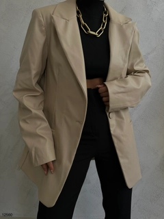 Een kledingmodel uit de groothandel draagt 37846 - Jacket - Beige, Turkse groothandel Jasje van Black Fashion