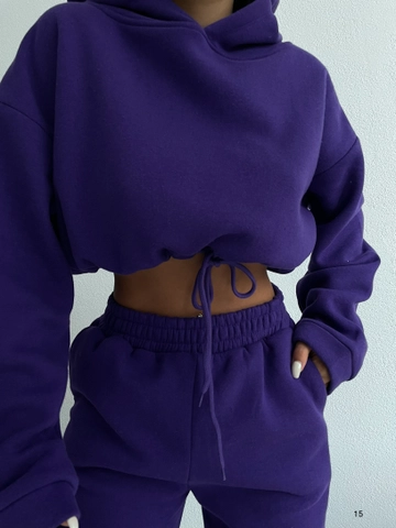 Ein Bekleidungsmodell aus dem Großhandel trägt  Trainingsanzug - Violett
, türkischer Großhandel Trainingsanzug von Black Fashion