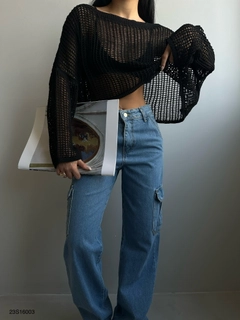 Ein Bekleidungsmodell aus dem Großhandel trägt BLA10263 - Knit Knitwear Blouse - Black, türkischer Großhandel Pullover von Black Fashion