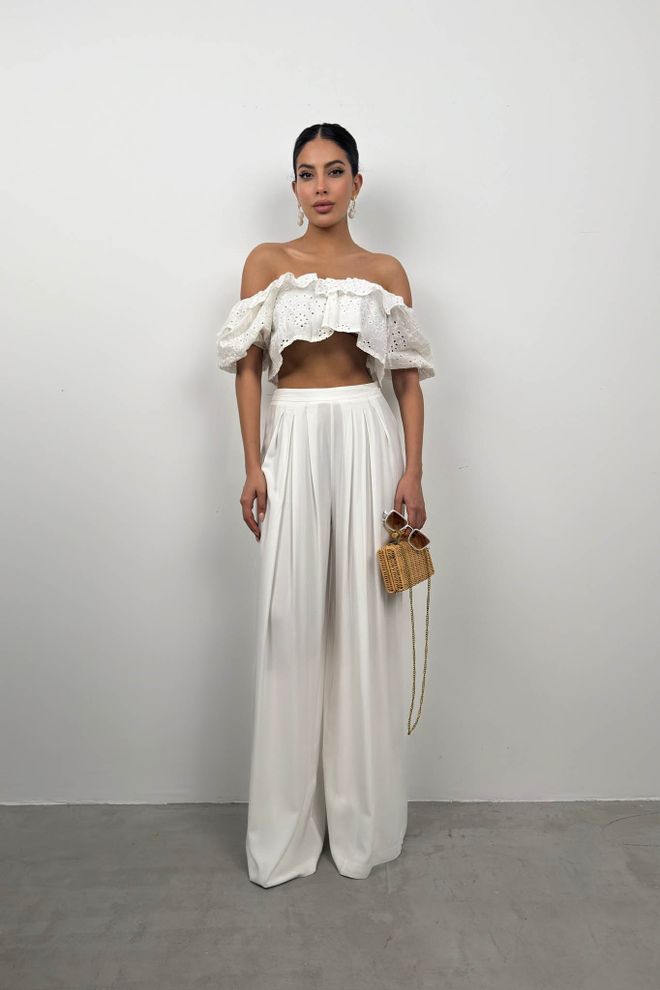 Black Fashion Blouse Brodée Sans Bretelles Blanc Vêtements en gros Décontracté