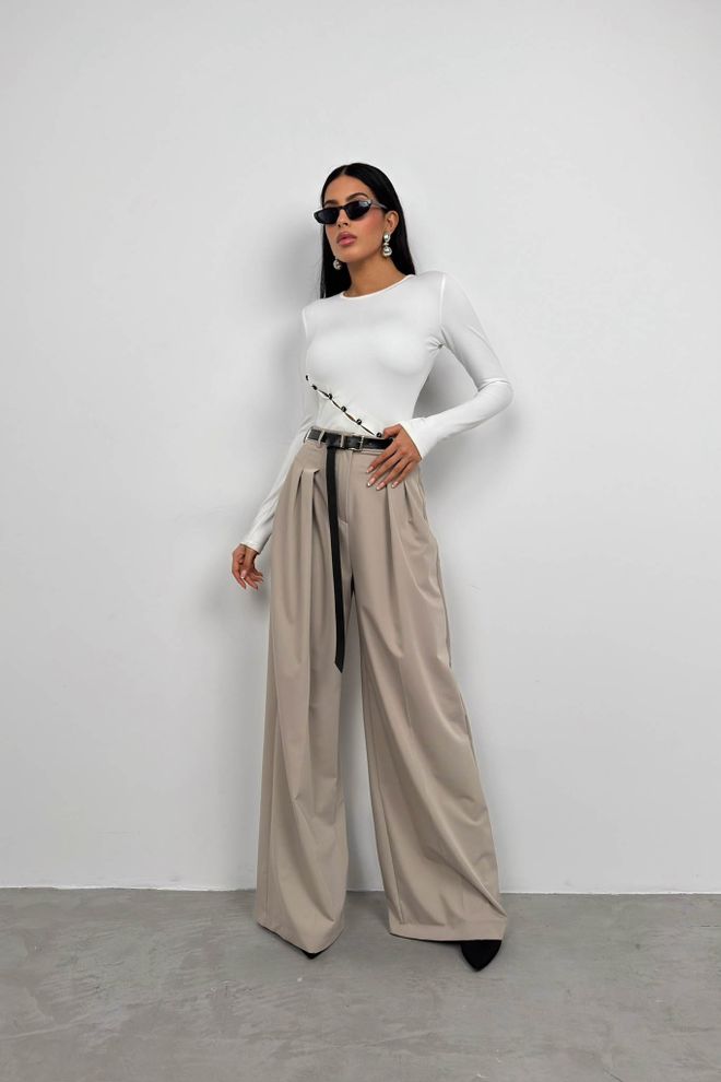 Black Fashion بلوزة بأزرار غير متماثلة أبيض ملابس بالجملة غير رسمي