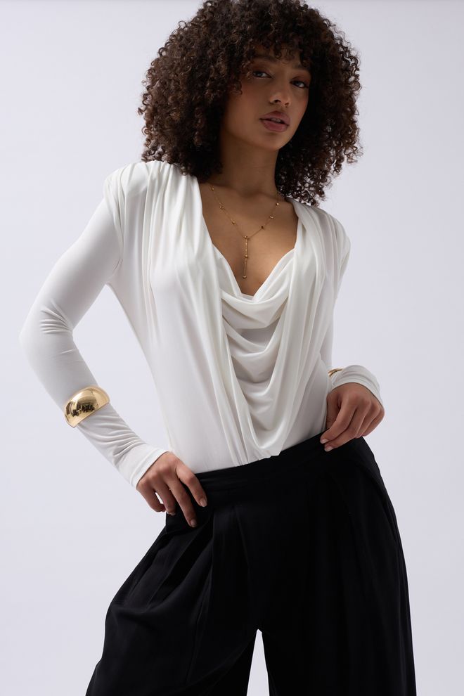 Black Fashion بدلة داخلية محشوة بياقة منسدلة أبيض ملابس بالجملة رائع