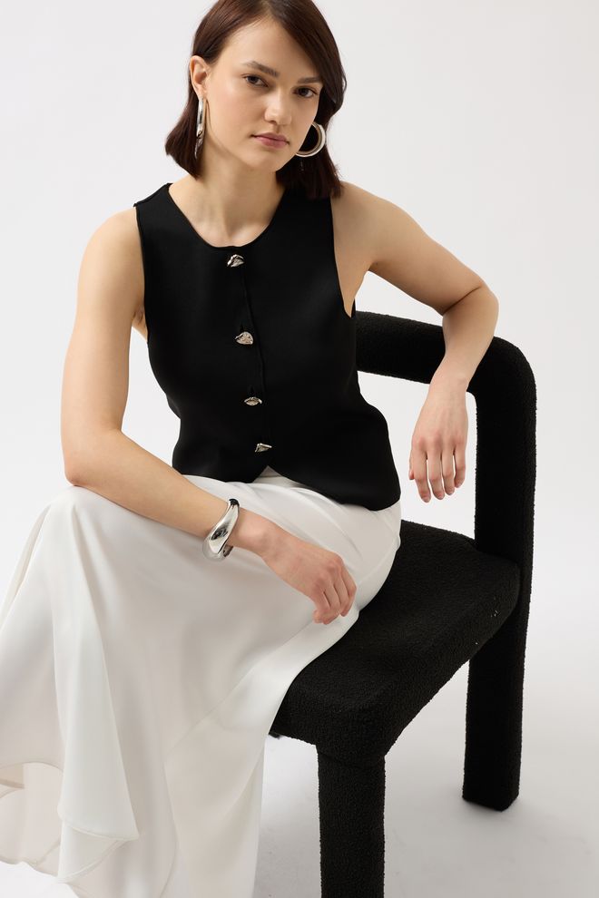 Black Fashion Kamizelka Teksturowana Na Guziki Czarna Hurtowa sprzedaż odzieży Casual