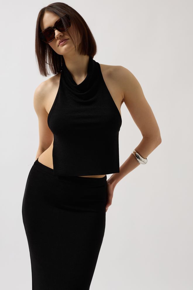 Black Fashion Palaidinė Su Puse Nugaros Juoda Didmeninė prekyba drabužiais Aptempta ir platėjanti