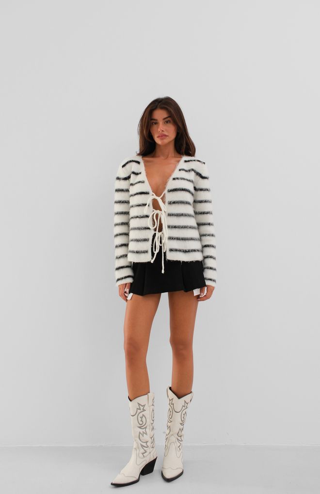 Black Fashion Cardigan En Tricot À Plumes À Rayures Et Détails En Dentelle Motif Rayé Vêtements en gros 0