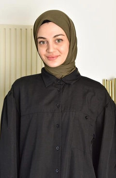 Модел на дрехи на едро носи BUR10752 - Scarf - Khaki, турски едро Шал на Burden Ipek
