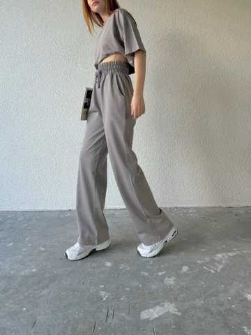 Grey Double Side Stripe Wide Leg Joggers  Cute sweatpants outfit, Cute  casual outfits, Girls fashion clothes
