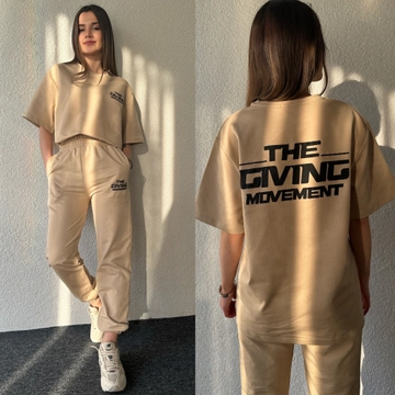 A wholesale clothing model wears  The Giving Injection Printed Suit Sand Beige
, Turkish wholesale Tracksuit of CAPPITONE