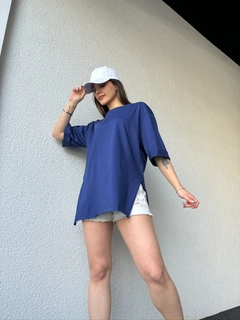 A wholesale clothing model wears cap10464-double-sleeve-tshirt-indigo, Turkish wholesale Tshirt of CAPPITONE