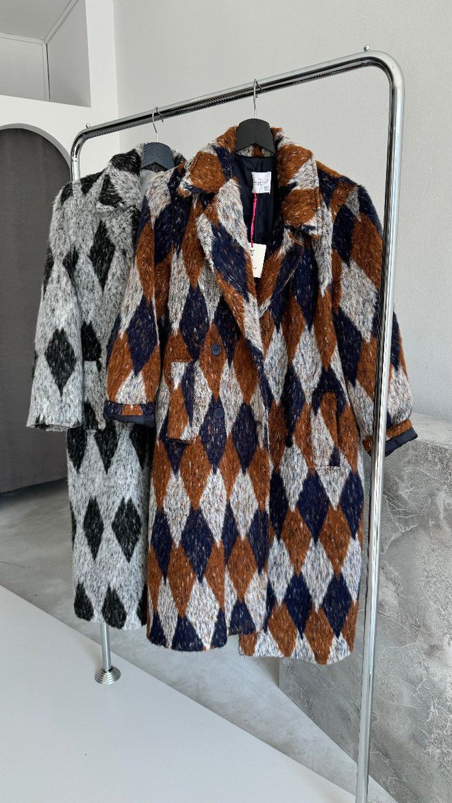 Cream Rouge Kasha Oversize Paltas – Juodas Didmeninė prekyba drabužiais Kokteilinė