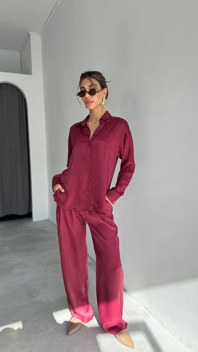 Cream Rouge Κλασικό Σατέν Διπλό Σετ Claret Red Χονδρικό εμπόριο ενδυμάτων Casual